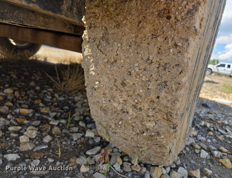 image for item EM7443 2016 PJ tilt deck equipment trailer