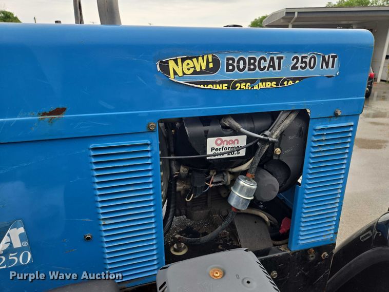 image for item EM7472 2005 Ford F550  utility / service truck