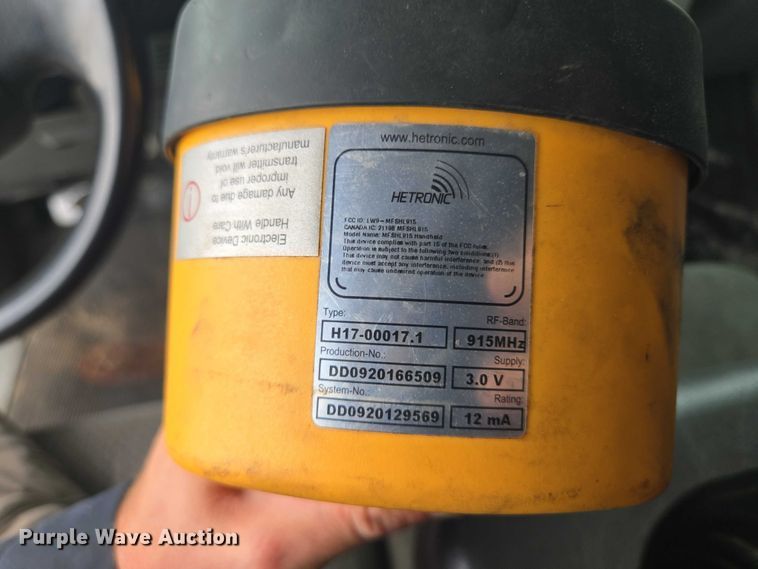 image for item EM7472 2005 Ford F550  utility / service truck