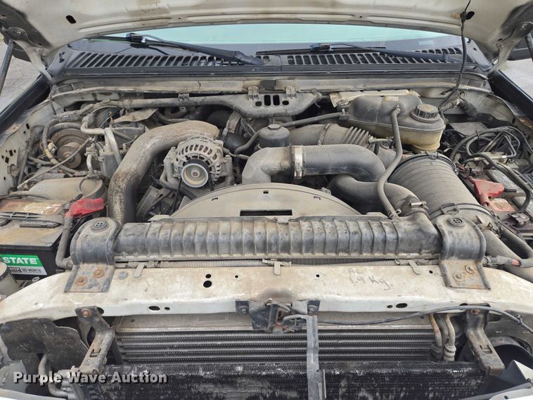 image for item EM7472 2005 Ford F550  utility / service truck