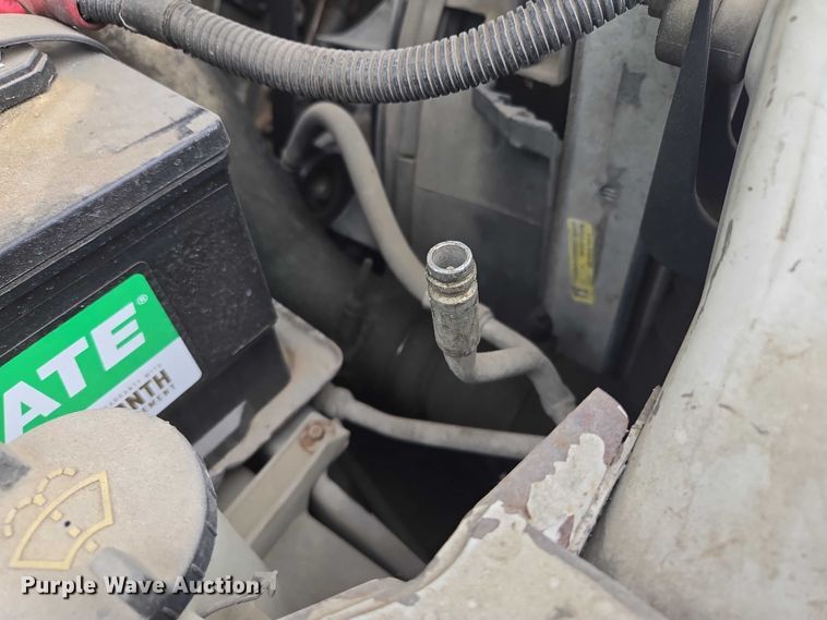 image for item EM7472 2005 Ford F550  utility / service truck