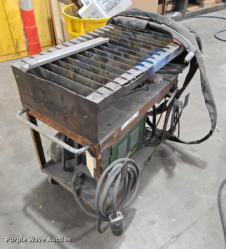 image for item EM7485 2014 Victor Thermal Dynamics CutMaster 52 plasma cutter