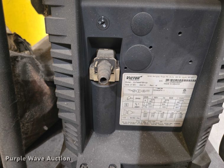 image for item EM7485 2014 Victor Thermal Dynamics CutMaster 52 plasma cutter