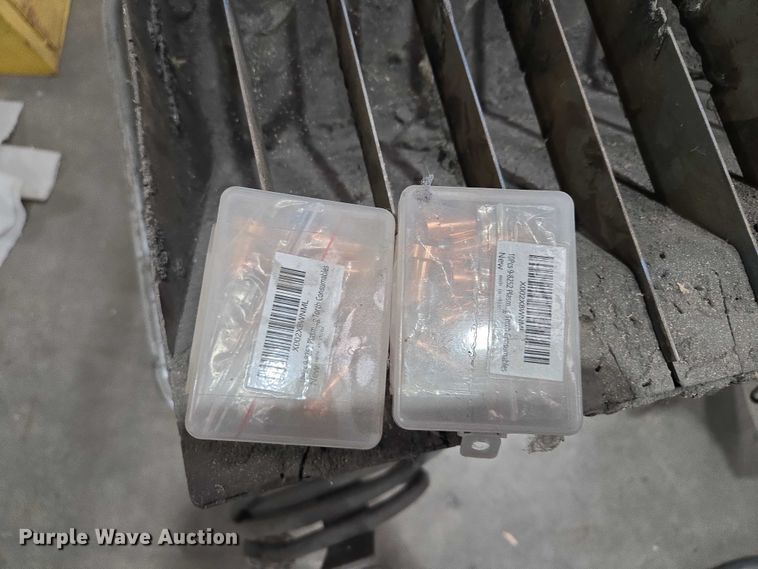 image for item EM7485 2014 Victor Thermal Dynamics CutMaster 52 plasma cutter