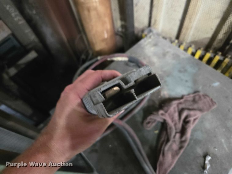 image for item EM7487 Komatsu FR18S-2A reach truck 