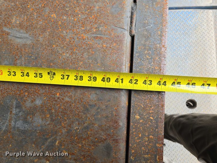 image for item EM7488 Hydraulic lift table