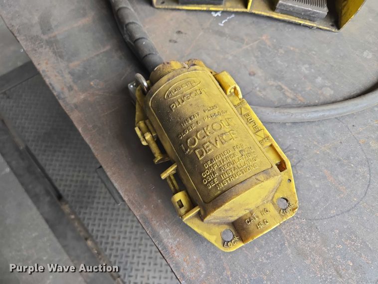 image for item EM7488 Hydraulic lift table