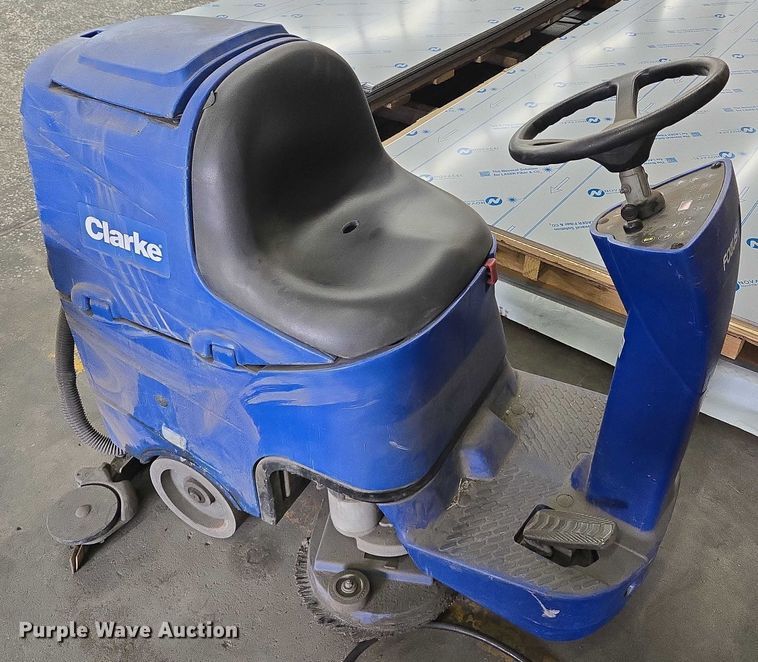image for item EM7489 Clark Focus II floor scrubber