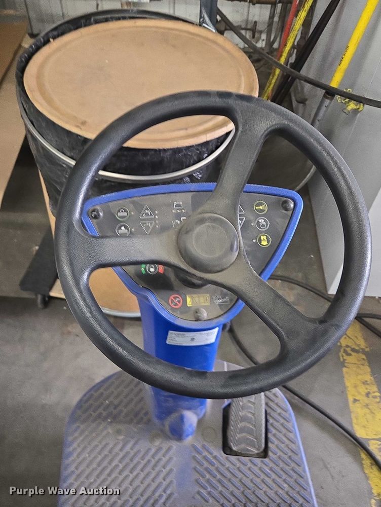 image for item EM7489 Clark Focus II floor scrubber