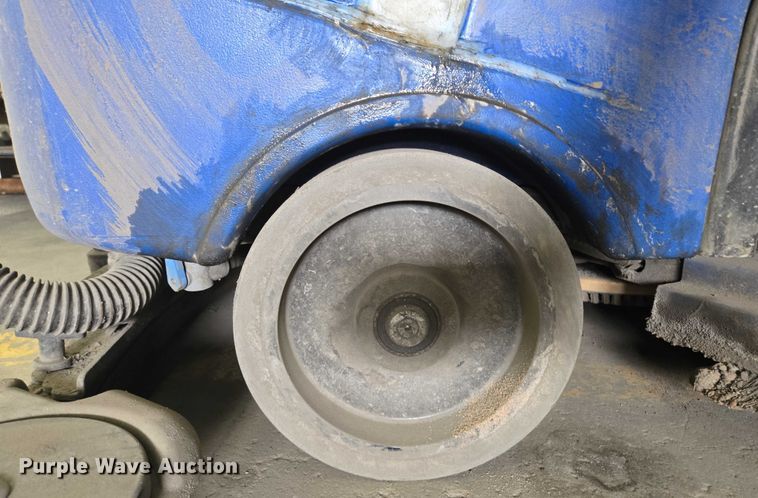 image for item EM7489 Clark Focus II floor scrubber