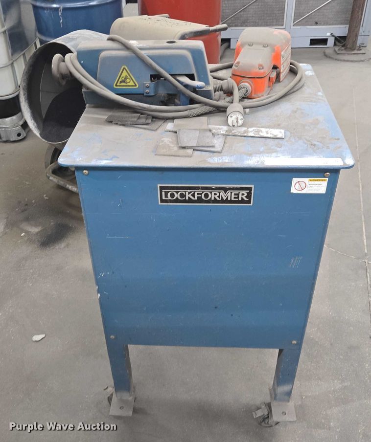 image for item EM7490 LockFormer bender