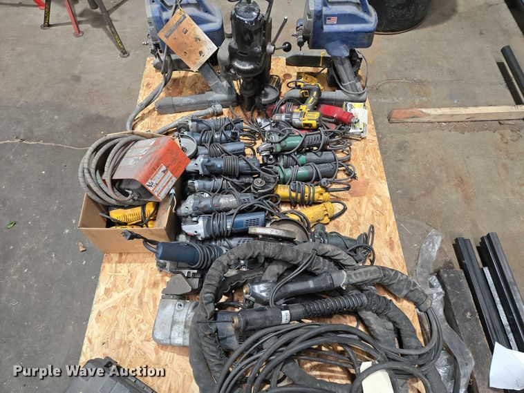 image for item EM7491 Tools