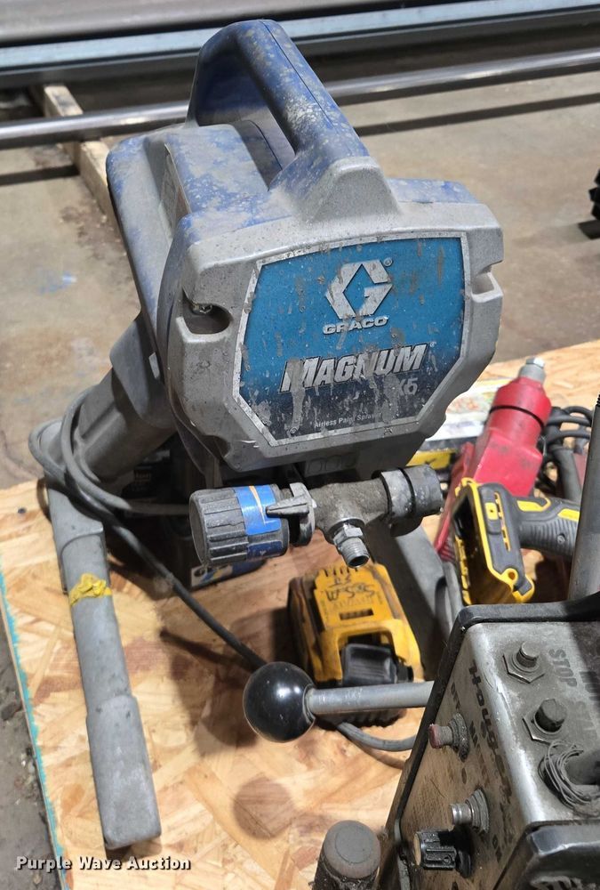 image for item EM7491 Tools