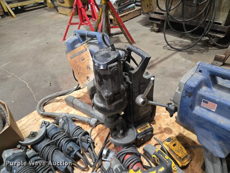 image for item EM7491 Tools