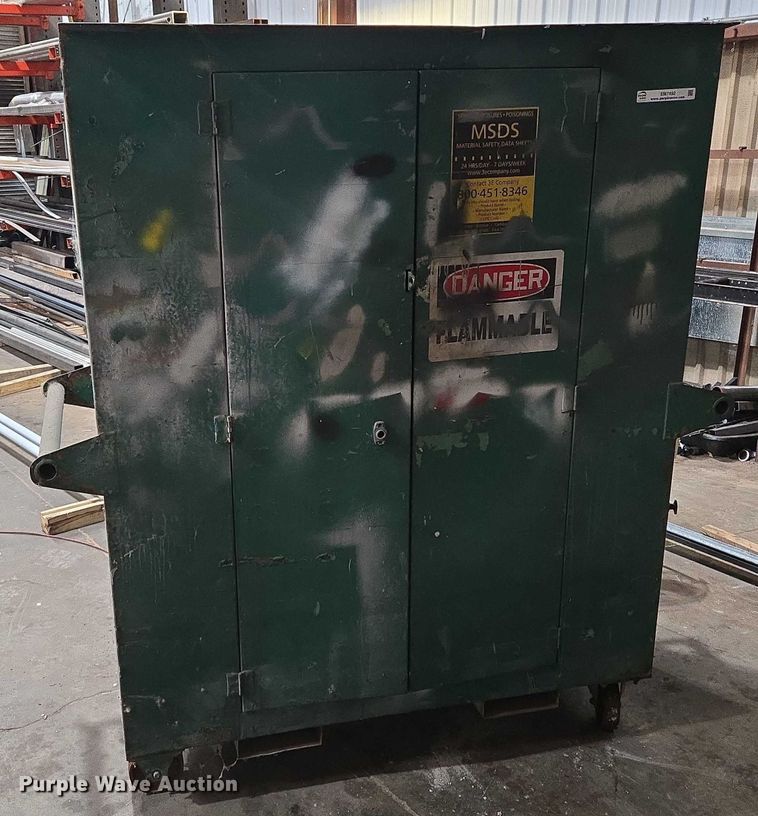 image for item EM7492 Cabinet