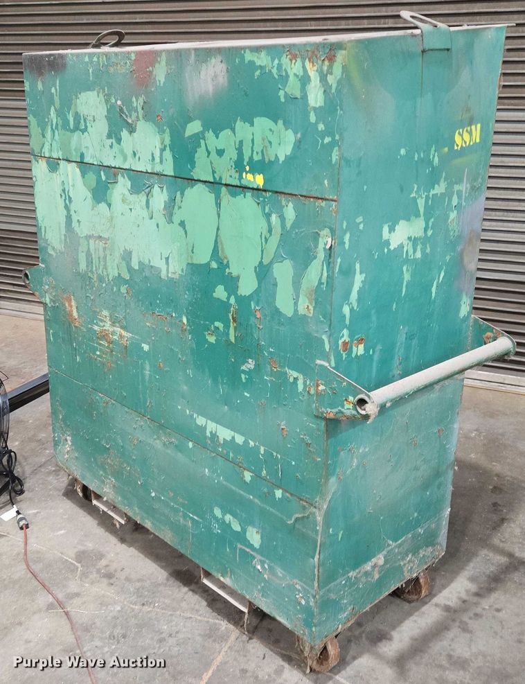 image for item EM7492 Cabinet