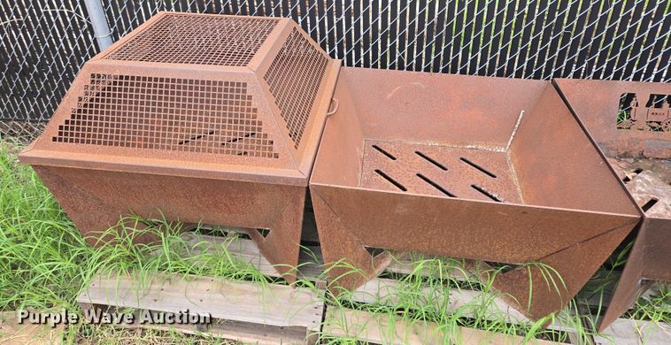 image for item EM7494 Metal