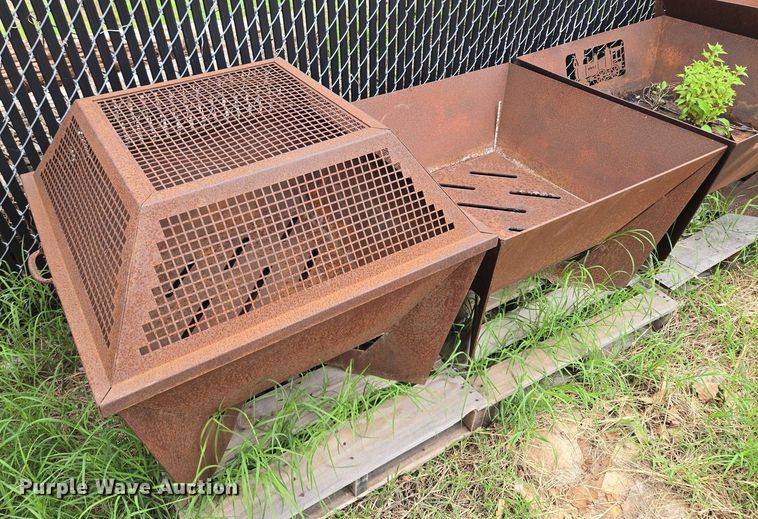 image for item EM7494 Metal