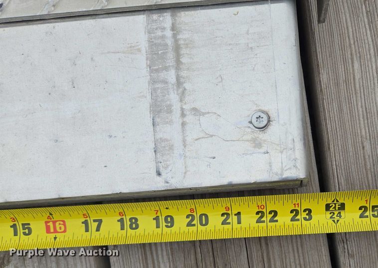 image for item EM7495 Trailer side panels