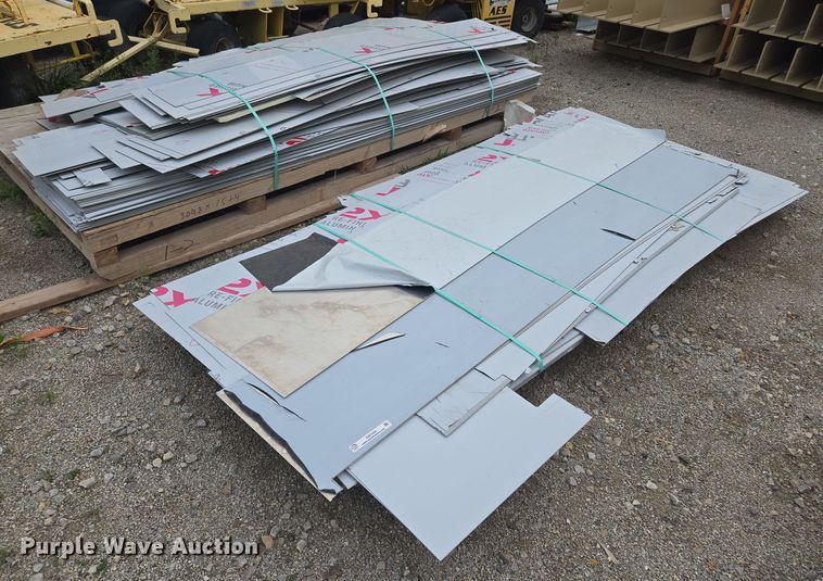 image for item EM7500 Sheet metal