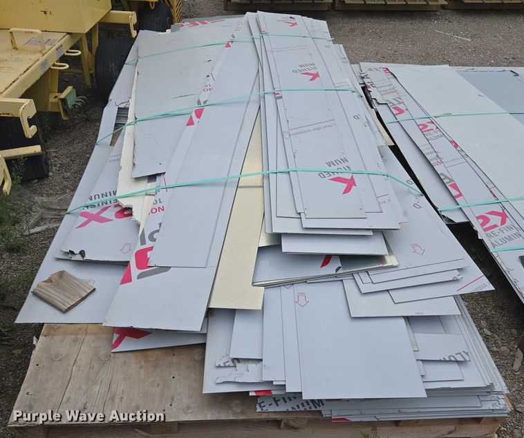 image for item EM7500 Sheet metal