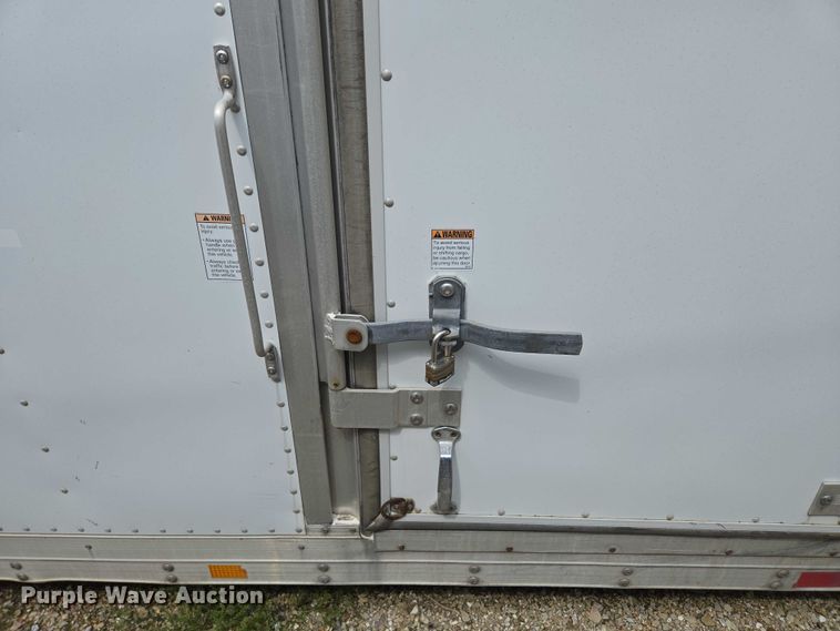 image for item EN3802 Morgan GVSR09726102 box truck bed