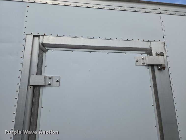 image for item EN3802 Morgan GVSR09726102 box truck bed