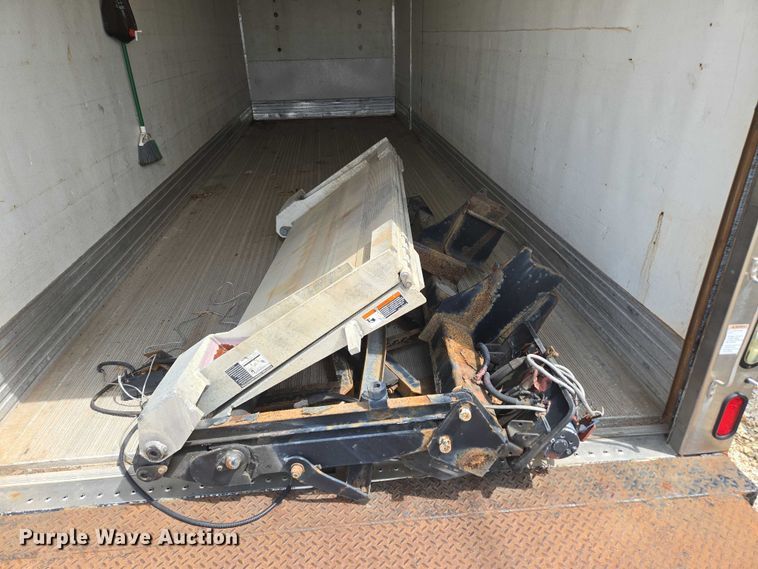 image for item EN3802 Morgan GVSR09726102 box truck bed