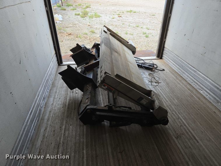 image for item EN3802 Morgan GVSR09726102 box truck bed