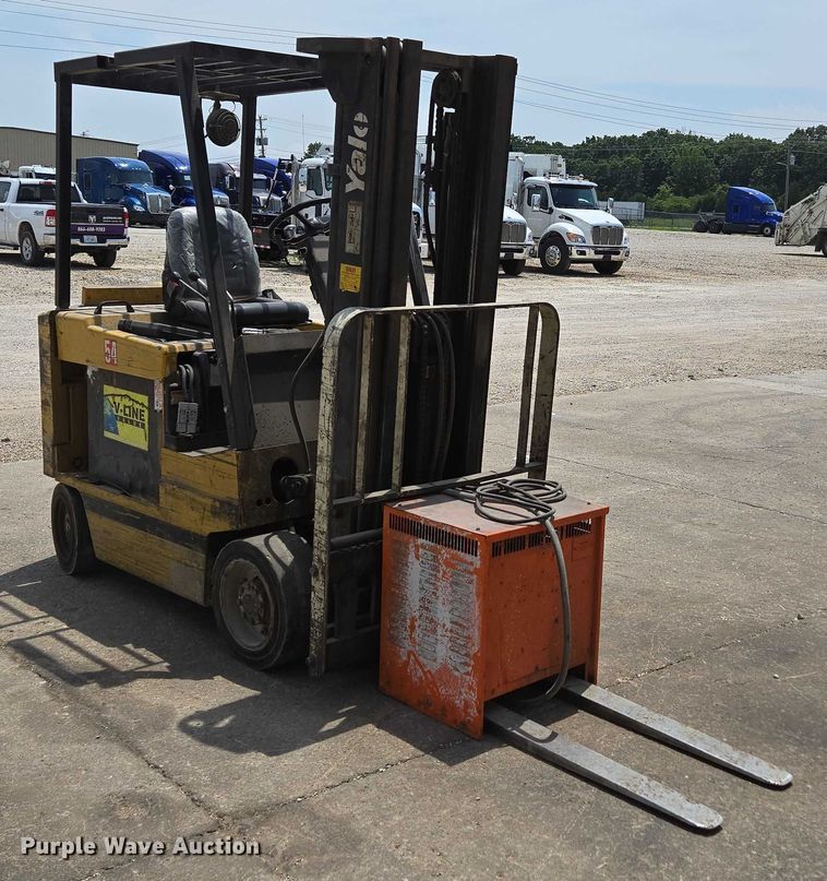 image for item EN3806 Yale ERC050ZAN48SE083 forklift
