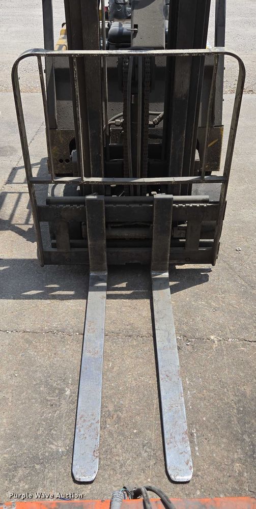image for item EN3806 Yale ERC050ZAN48SE083 forklift