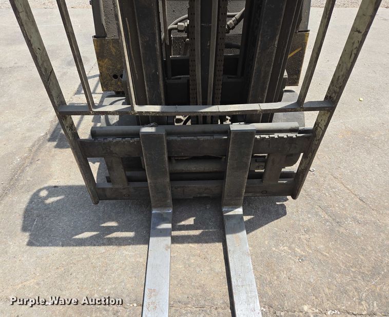 image for item EN3806 Yale ERC050ZAN48SE083 forklift