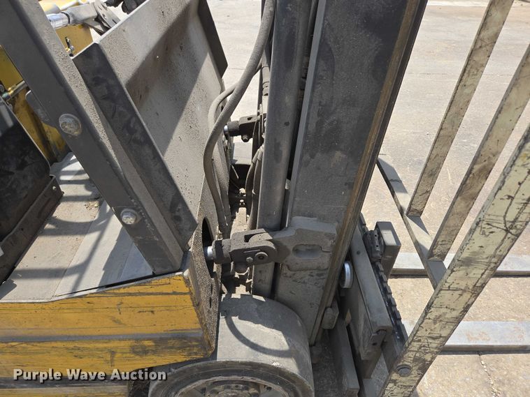 image for item EN3806 Yale ERC050ZAN48SE083 forklift
