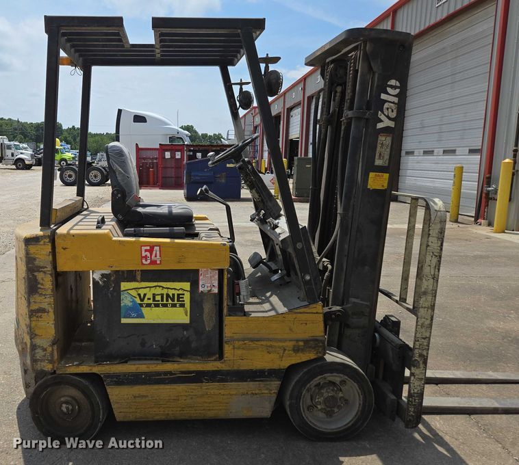 image for item EN3806 Yale ERC050ZAN48SE083 forklift
