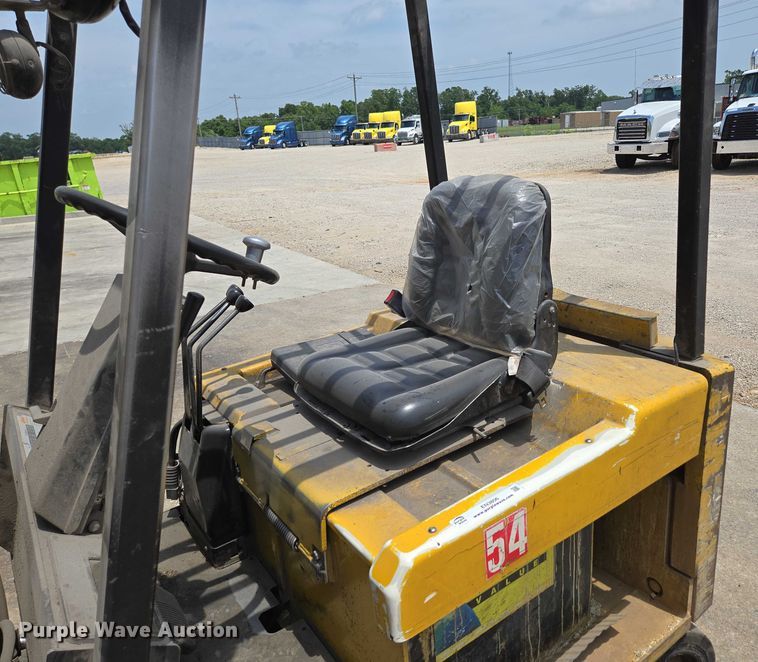 image for item EN3806 Yale ERC050ZAN48SE083 forklift