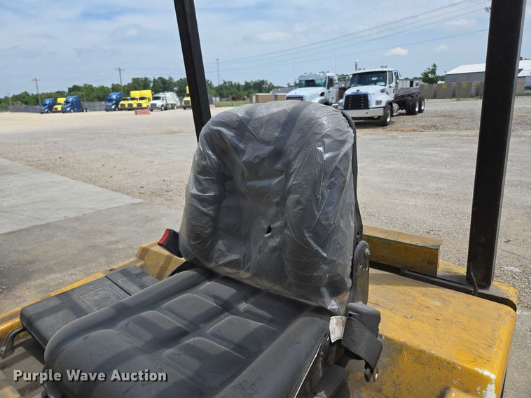 image for item EN3806 Yale ERC050ZAN48SE083 forklift