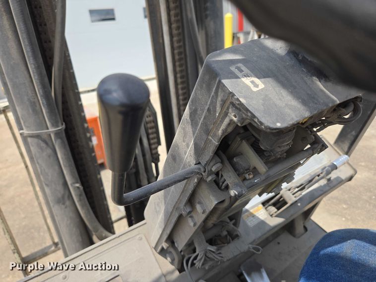 image for item EN3806 Yale ERC050ZAN48SE083 forklift