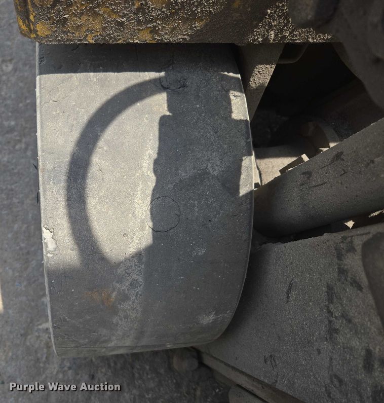 image for item EN3806 Yale ERC050ZAN48SE083 forklift