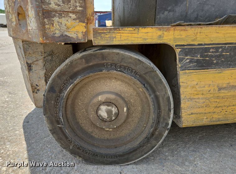 image for item EN3806 Yale ERC050ZAN48SE083 forklift