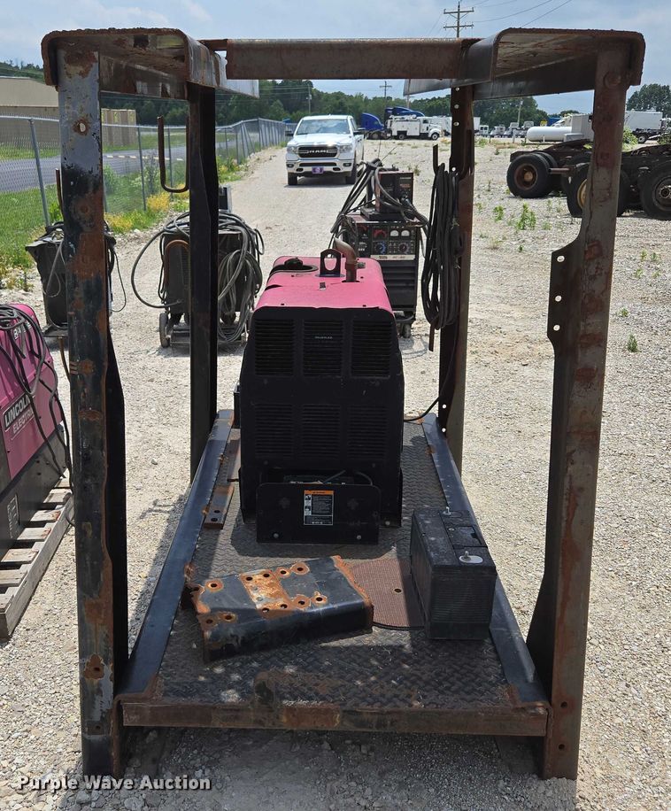 image for item EN3807 (5) welders