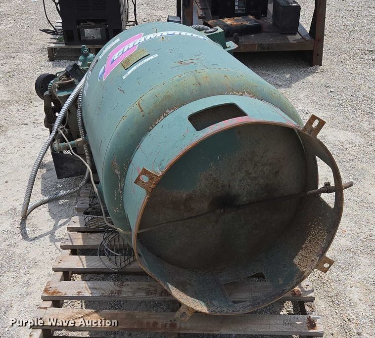 image for item EN3808 Champion VR10-12 air compressor