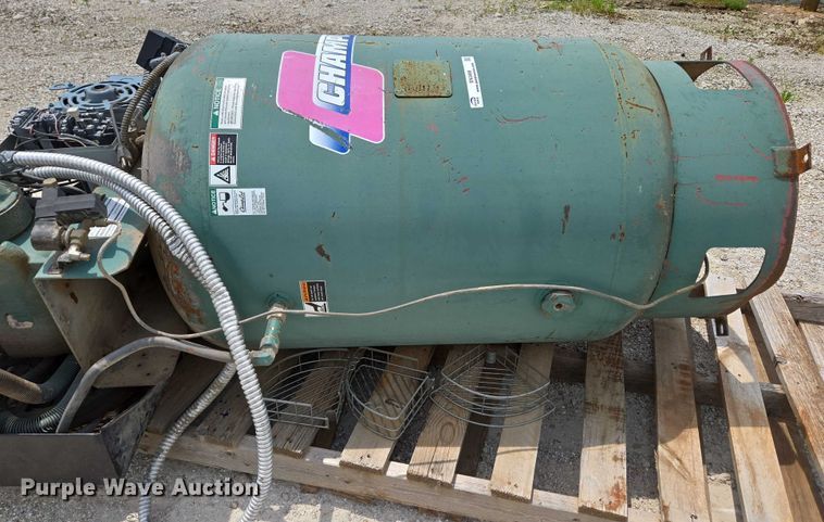 image for item EN3808 Champion VR10-12 air compressor