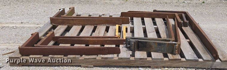 image for item EN3809 (6) sets of forklift forks