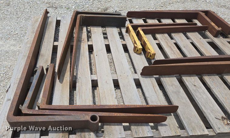 image for item EN3809 (6) sets of forklift forks