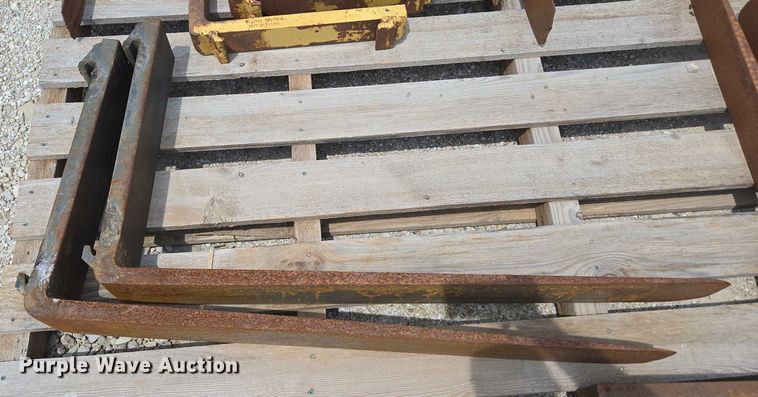 image for item EN3809 (6) sets of forklift forks