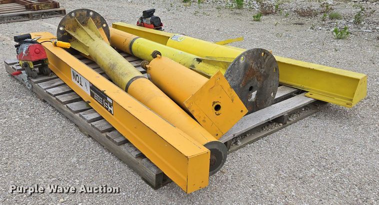 image for item EN3810 (2) handling systems international hoist