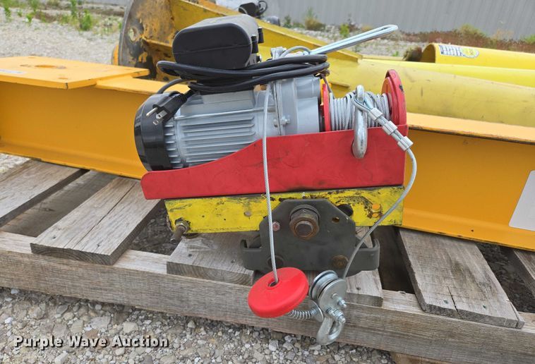 image for item EN3810 (2) handling systems international hoist