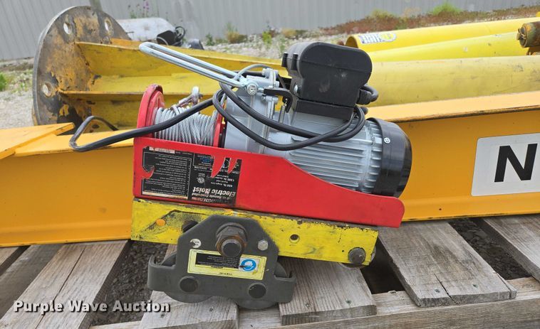 image for item EN3810 (2) handling systems international hoist