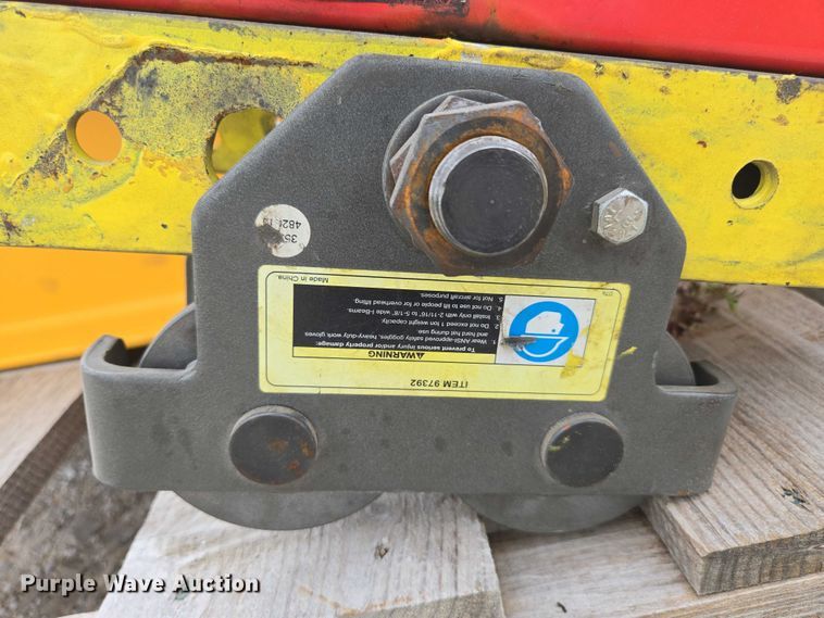 image for item EN3810 (2) handling systems international hoist