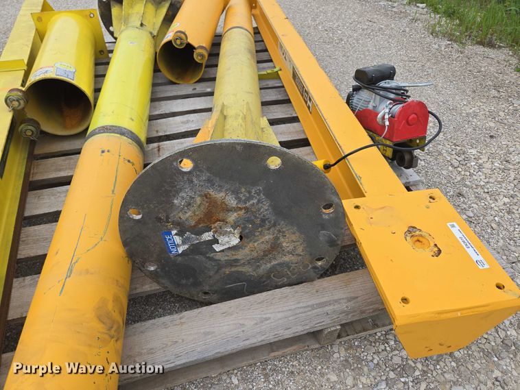 image for item EN3810 (2) handling systems international hoist